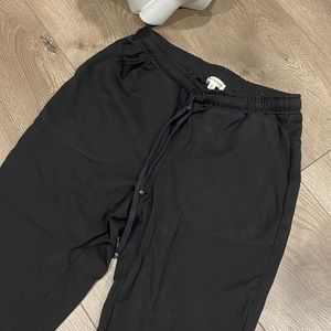 Max studio black pant joggers